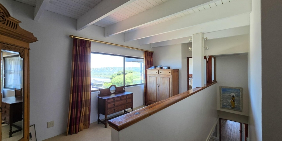 6 Bedroom Property for Sale in Blue Bend Eastern Cape